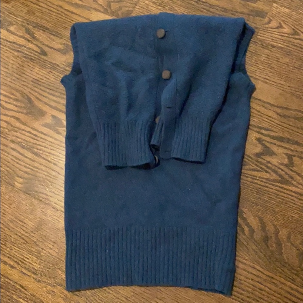 💙 Tom Scott dark blue cowl neck button sweater